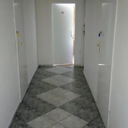 Nad Jamnem * Мельно